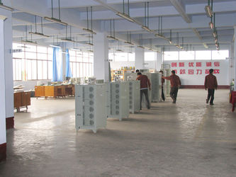 La CINA Chengdu Xingtongli Power Supply Equipment Co., Ltd. Profilo aziendale