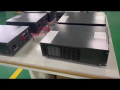 Fornitore di corrente continua programmabile con risoluzione di visualizzazione di 10 mA adatto ad ambienti estremi